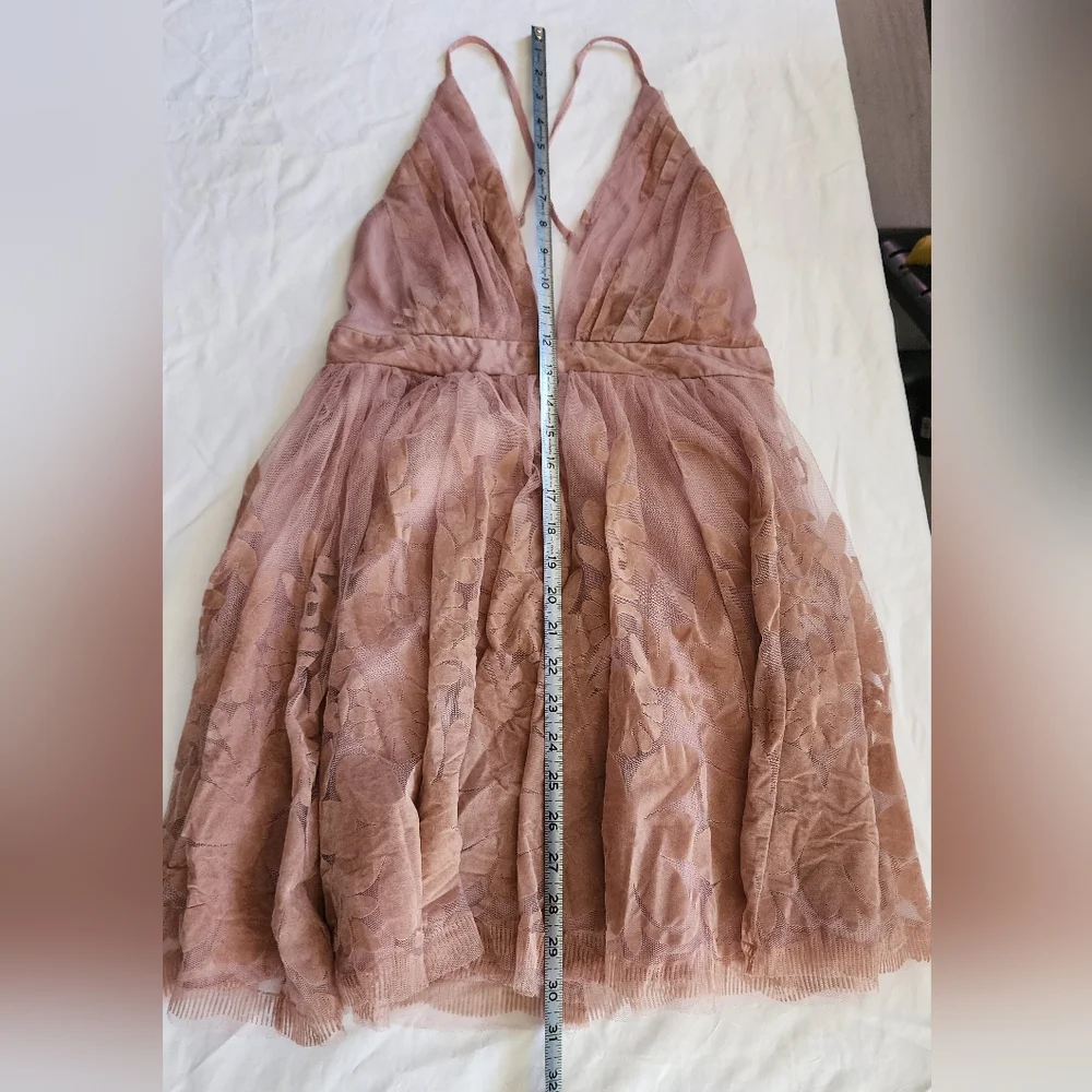 Luxxel Dusty Rose Floral Tulle Dress (sz small/petite) - Picture 9 of 16
